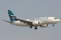Boeing 737-76N