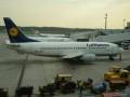 Boeing 737-330