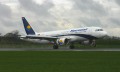 Airbus A320-214